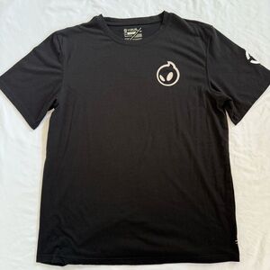 VIRUS Men's Black T-Shirt Size L